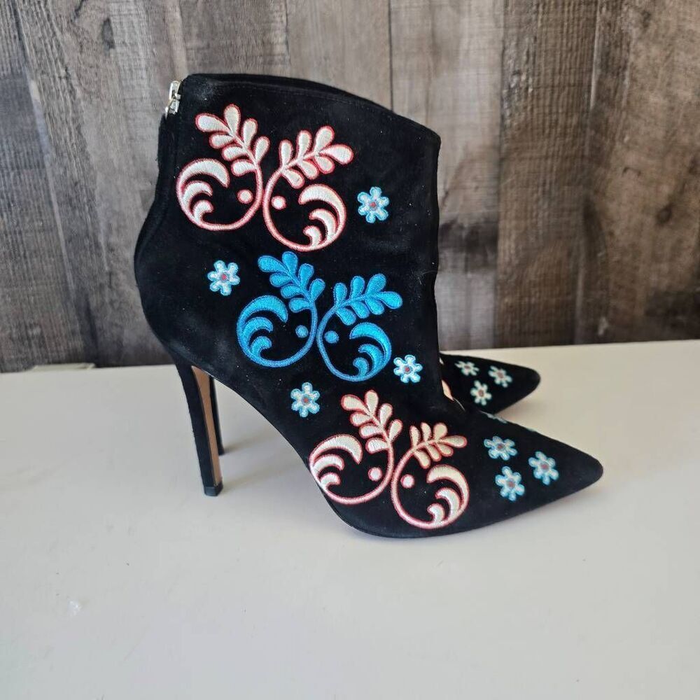 Isa Tapia Black Suede Stiletto Booties Floral Embroidered 37 6.5 Designer Luxury